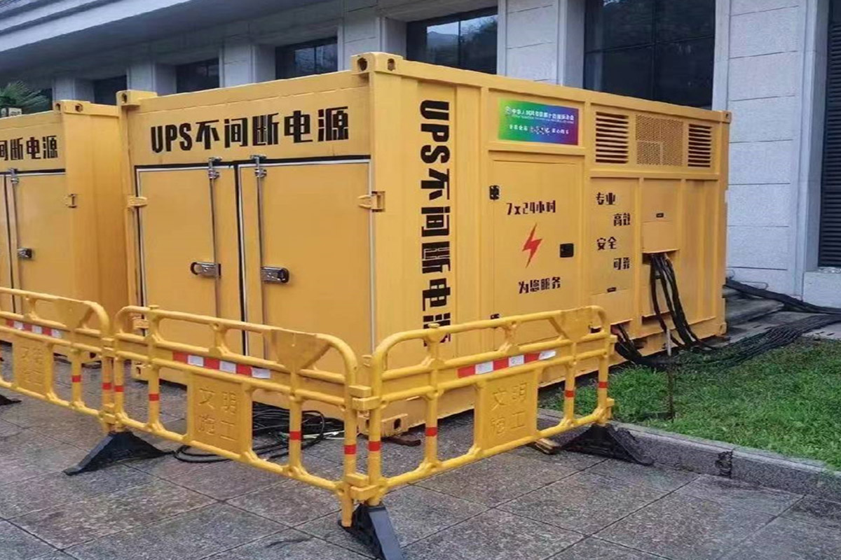 灵丘发电机租赁施工现场